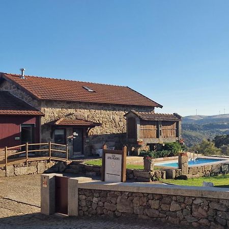Casa Entre-Palheiros E Casa Do Canastro Montalegre Buitenkant foto