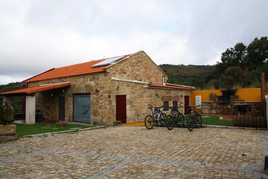 Casa Entre-Palheiros E Casa Do Canastro Montalegre Buitenkant foto